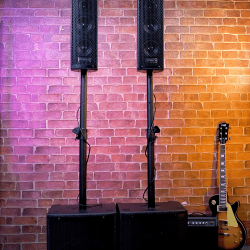 Vonyx VX1050BT active column array system produces powerful sound